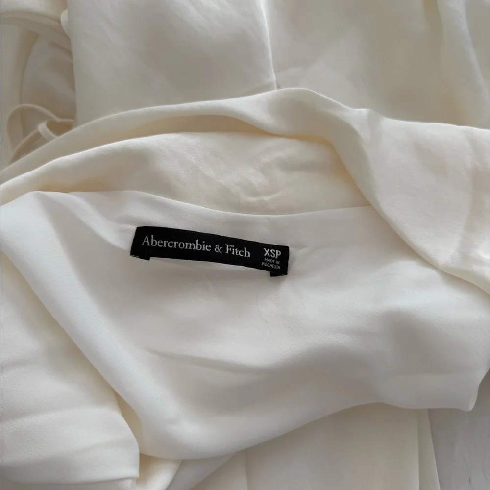 Abercrombie & Fitch White Dress with Spaghetti Straps - Picture 3 of 4